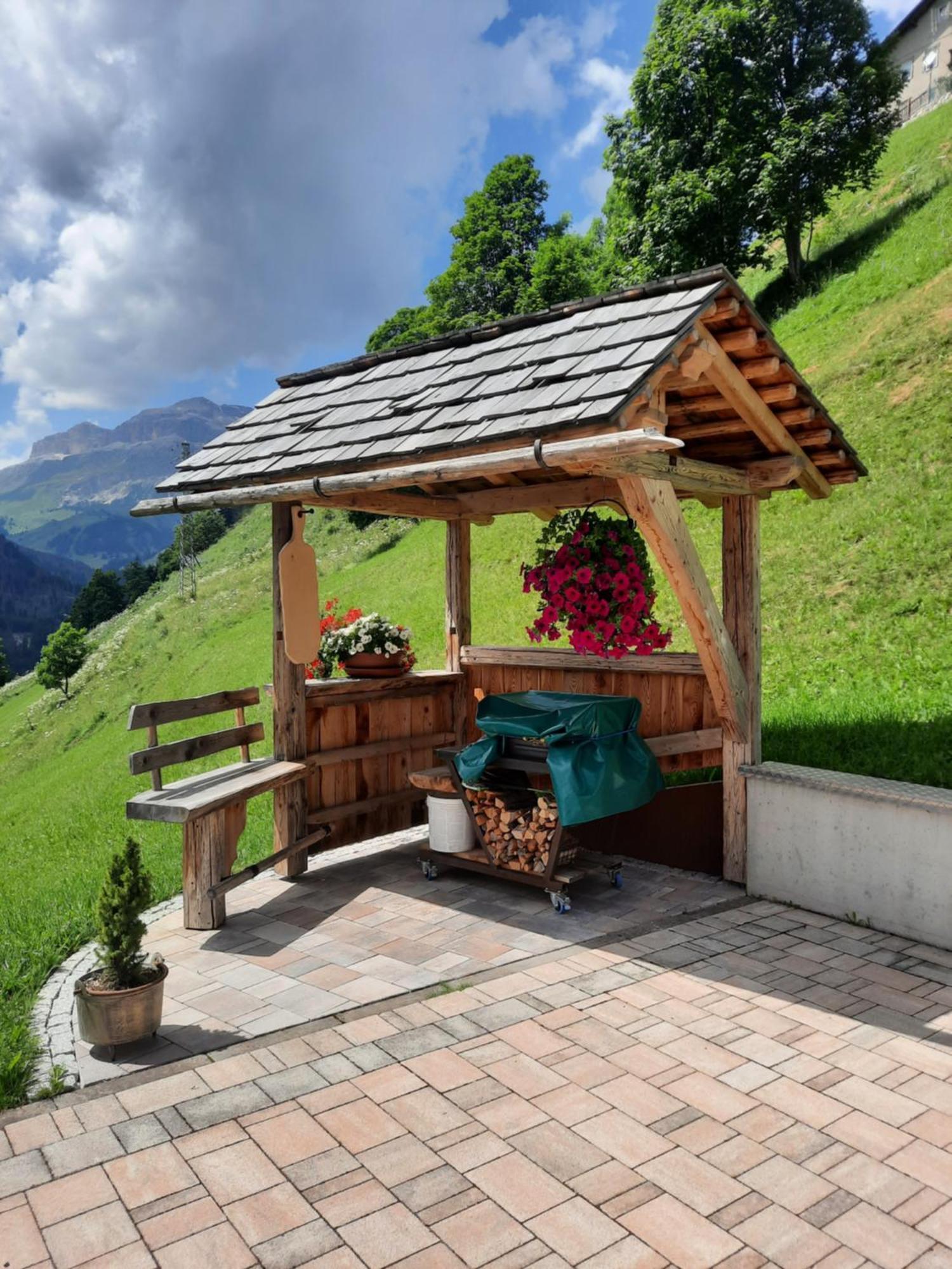 Appartamento L' Aier - Arabba - Dolomiti Livinallongo Del Col Di Lana Bagian luar foto
